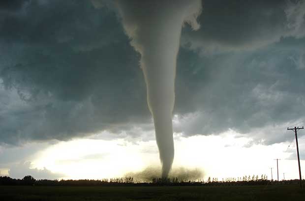 Lee más sobre el artículo Soñar con tornados