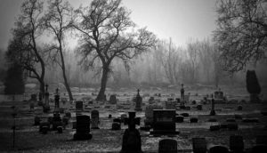 Lee más sobre el artículo Significado de soñar con tumbas